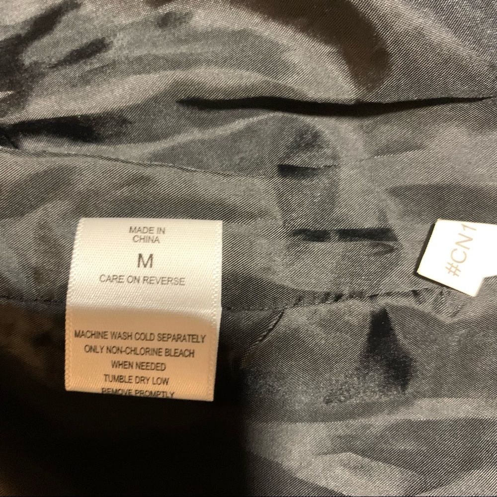 Fall Fashion Jacket (Never Worn) - image 6